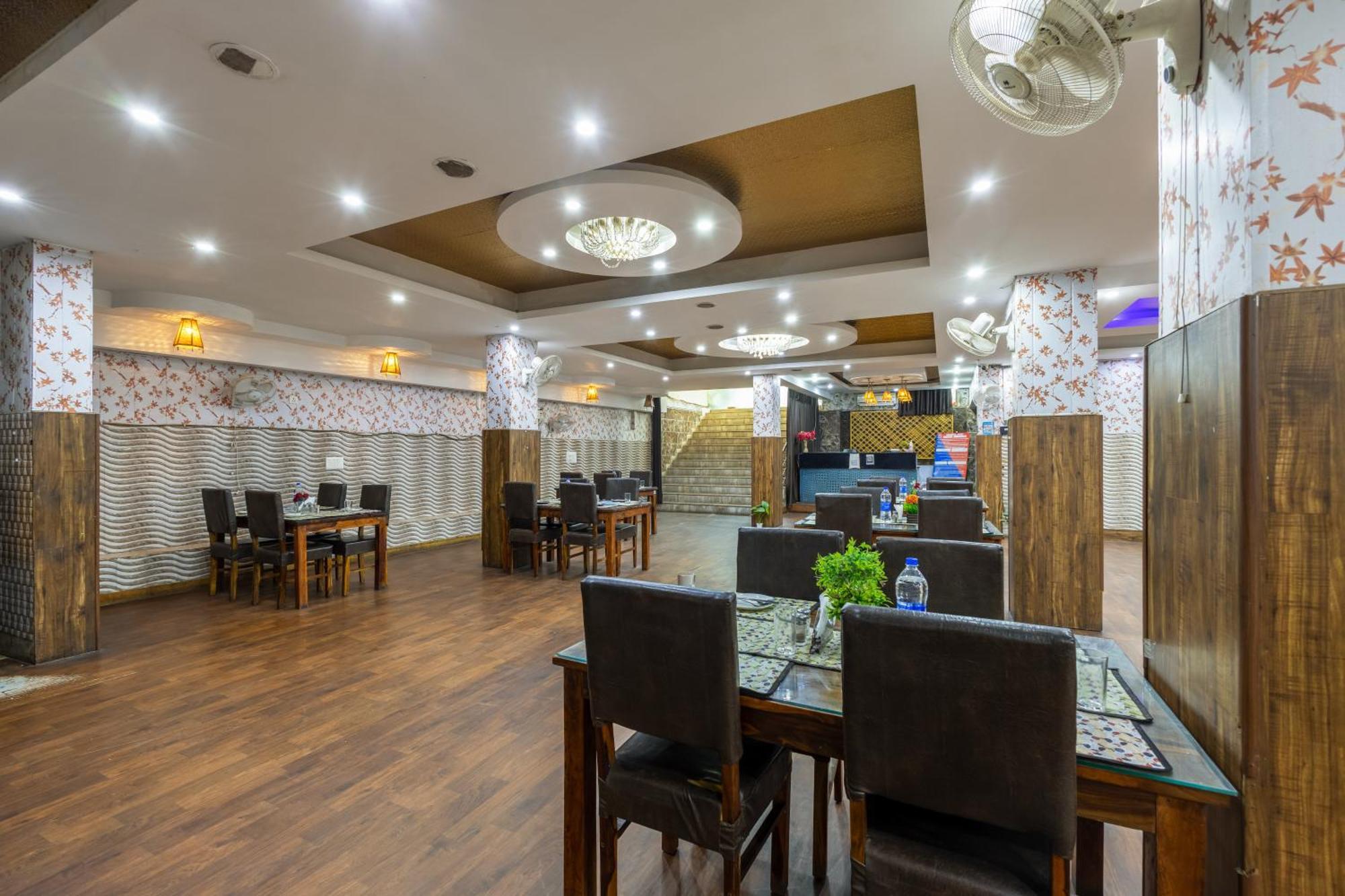Kabul Hotel By Nexhub Palace - Medanta Ґурґаон Екстер'єр фото