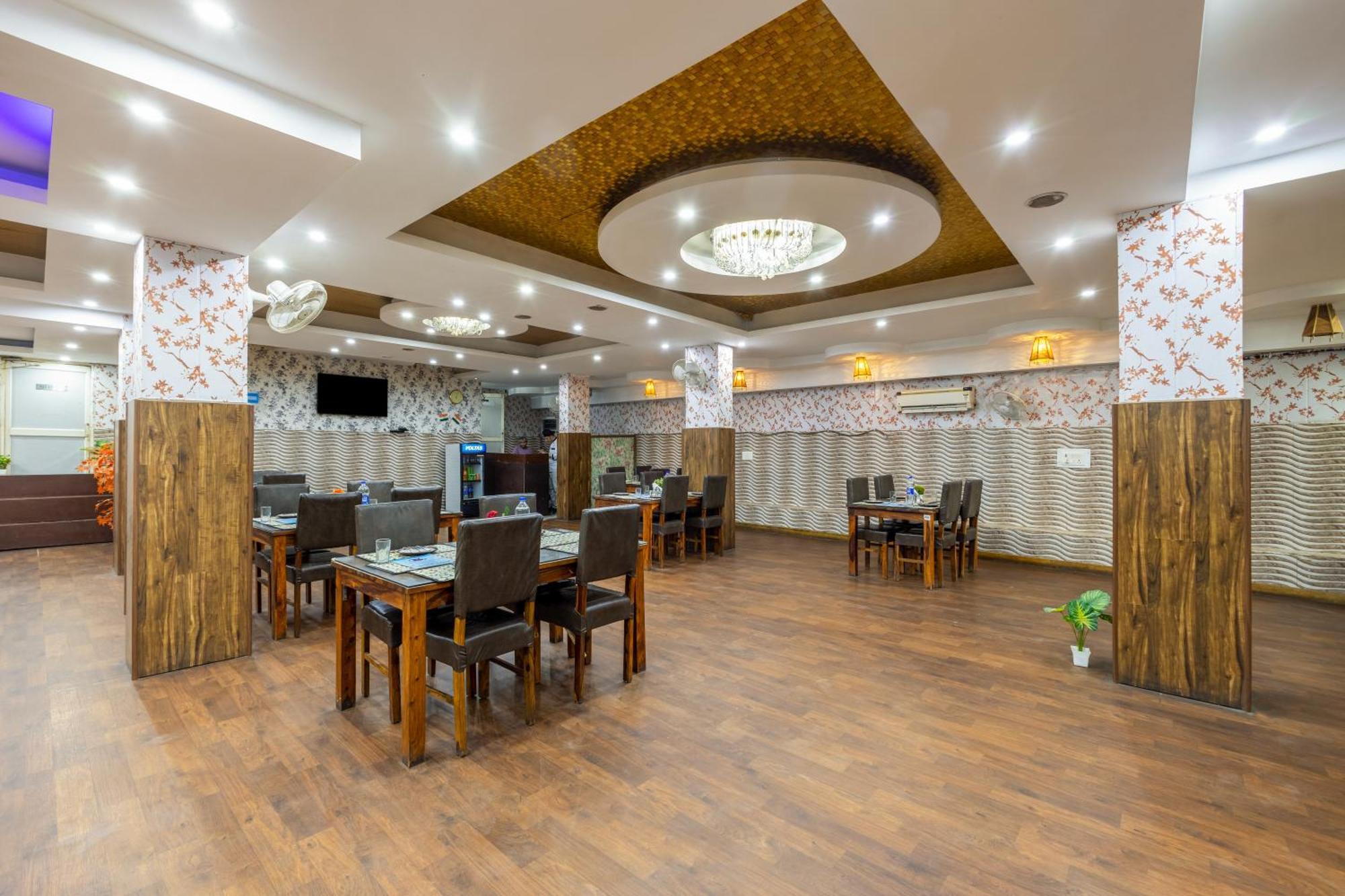 Kabul Hotel By Nexhub Palace - Medanta Ґурґаон Екстер'єр фото
