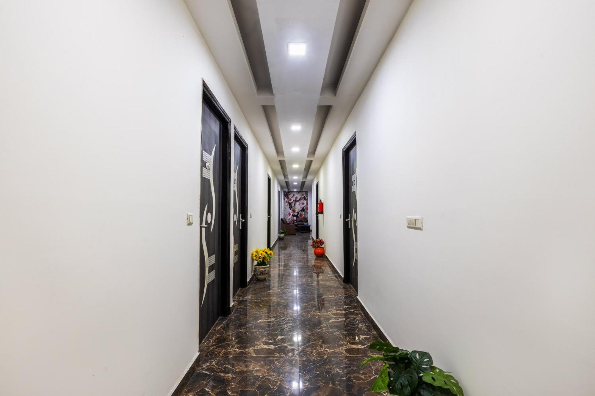 Kabul Hotel By Nexhub Palace - Medanta Ґурґаон Екстер'єр фото