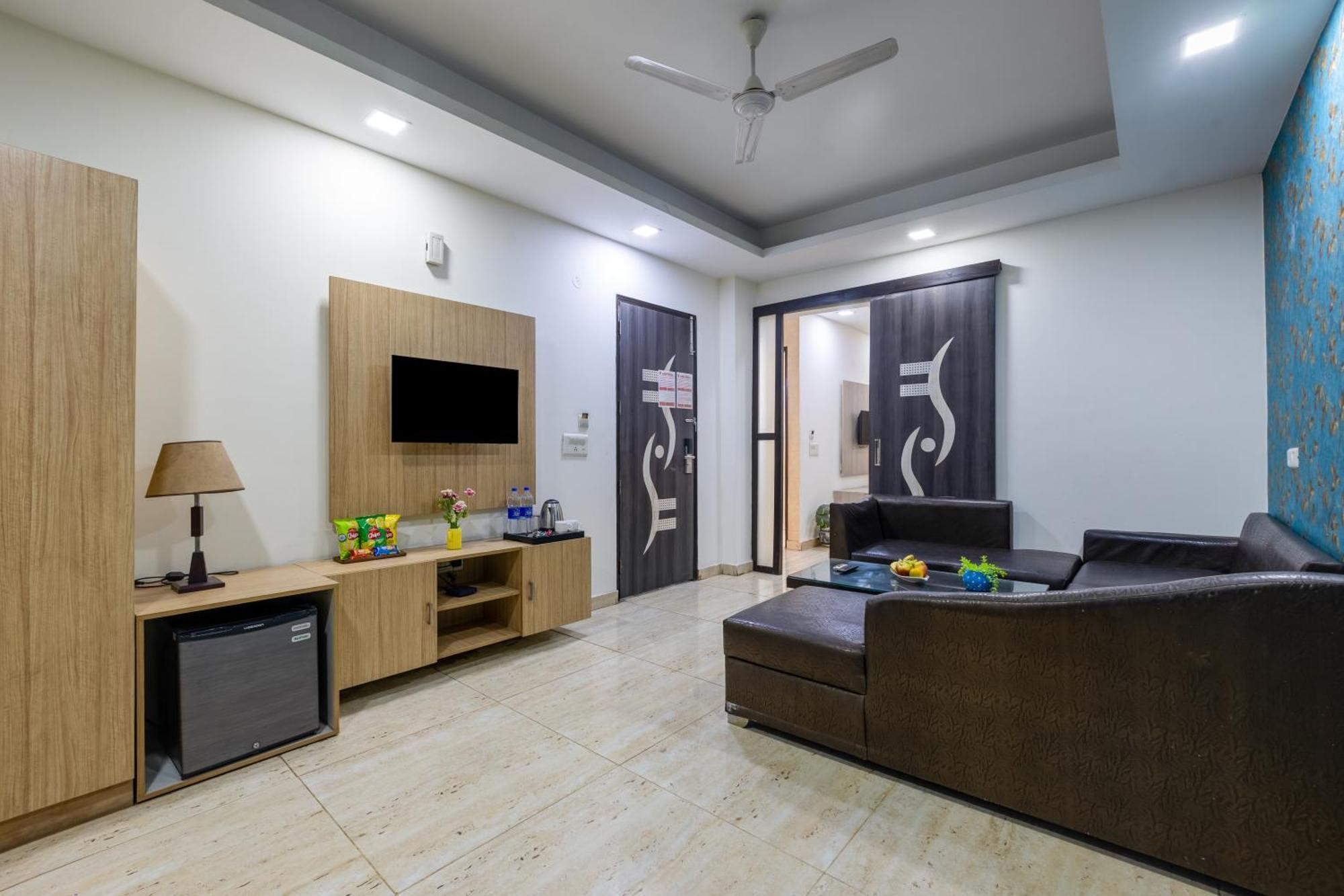 Kabul Hotel By Nexhub Palace - Medanta Ґурґаон Екстер'єр фото